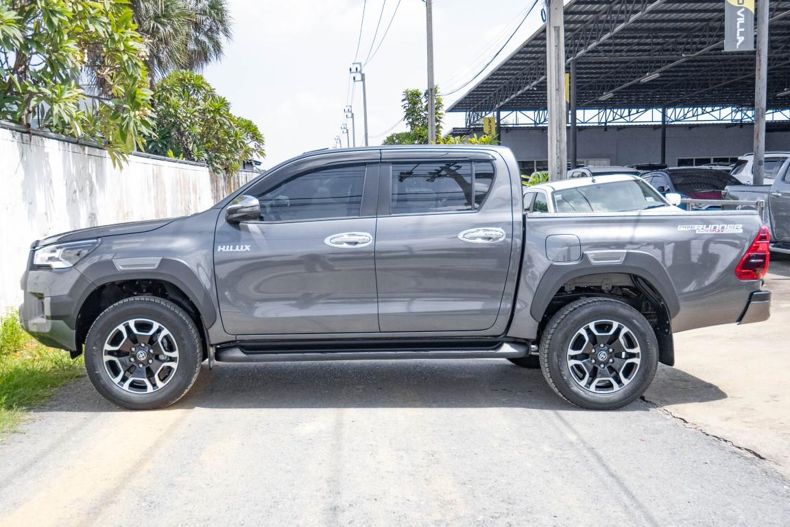 Toyota Hilux Revo Doublecab 2.4 Mid Prerunner M/T 2023 *RK2073*